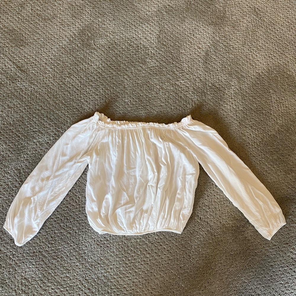 Brandy Melville off-the-shoulder top